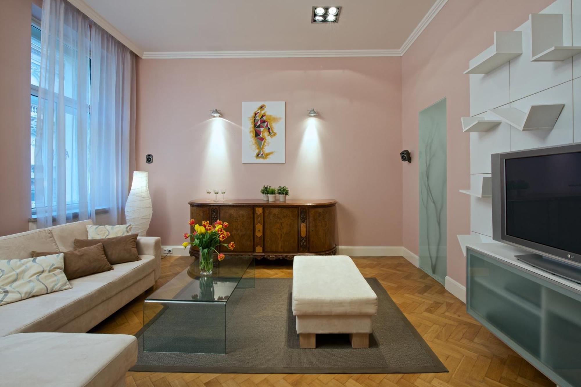 Holec Apartment *