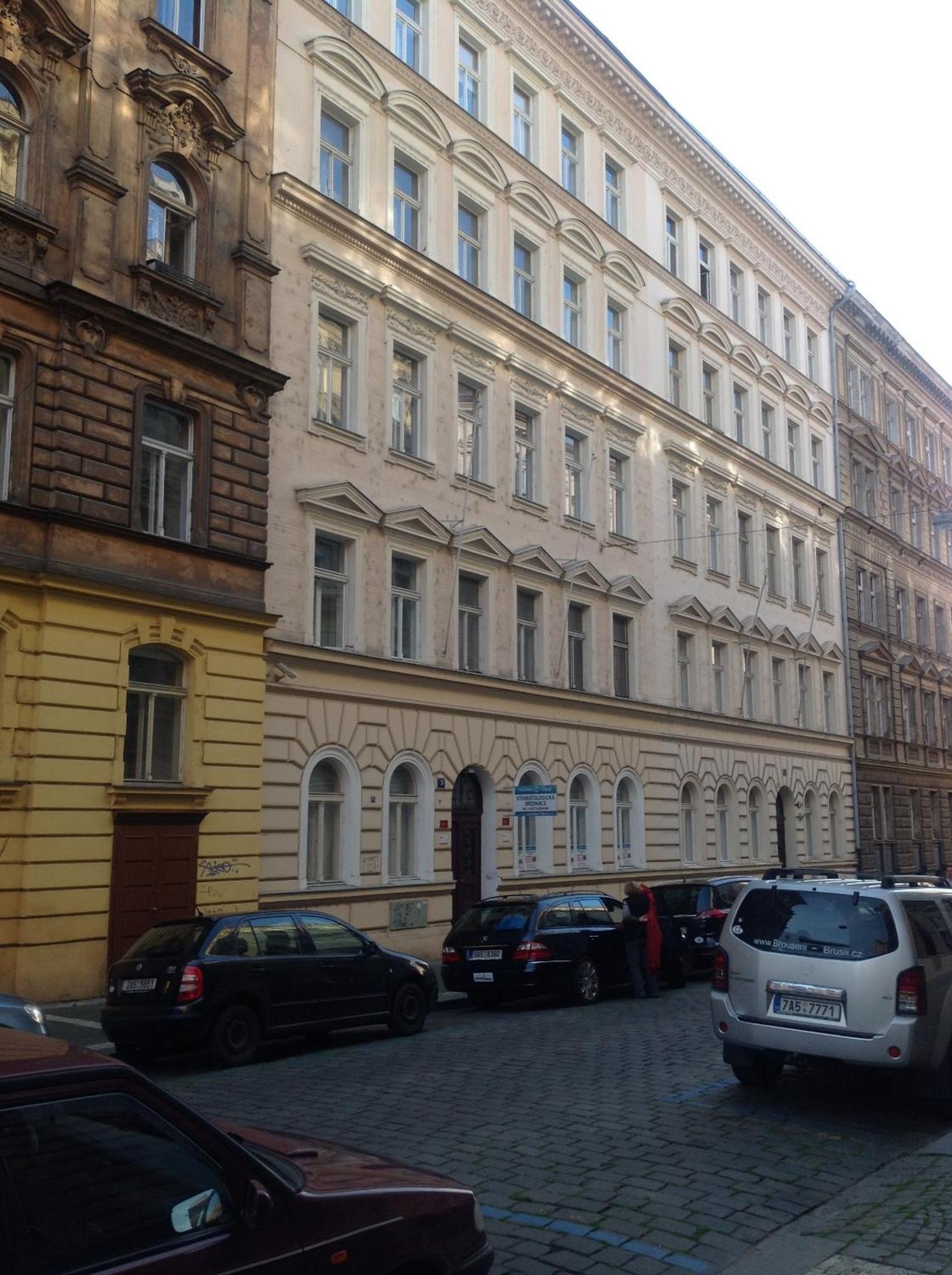 Holec Apartament *
